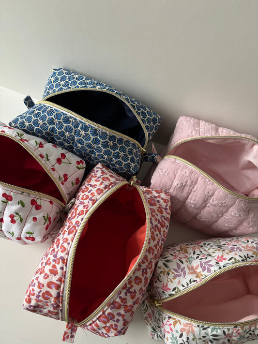 Trousse de toilette matelassée coloris au choix