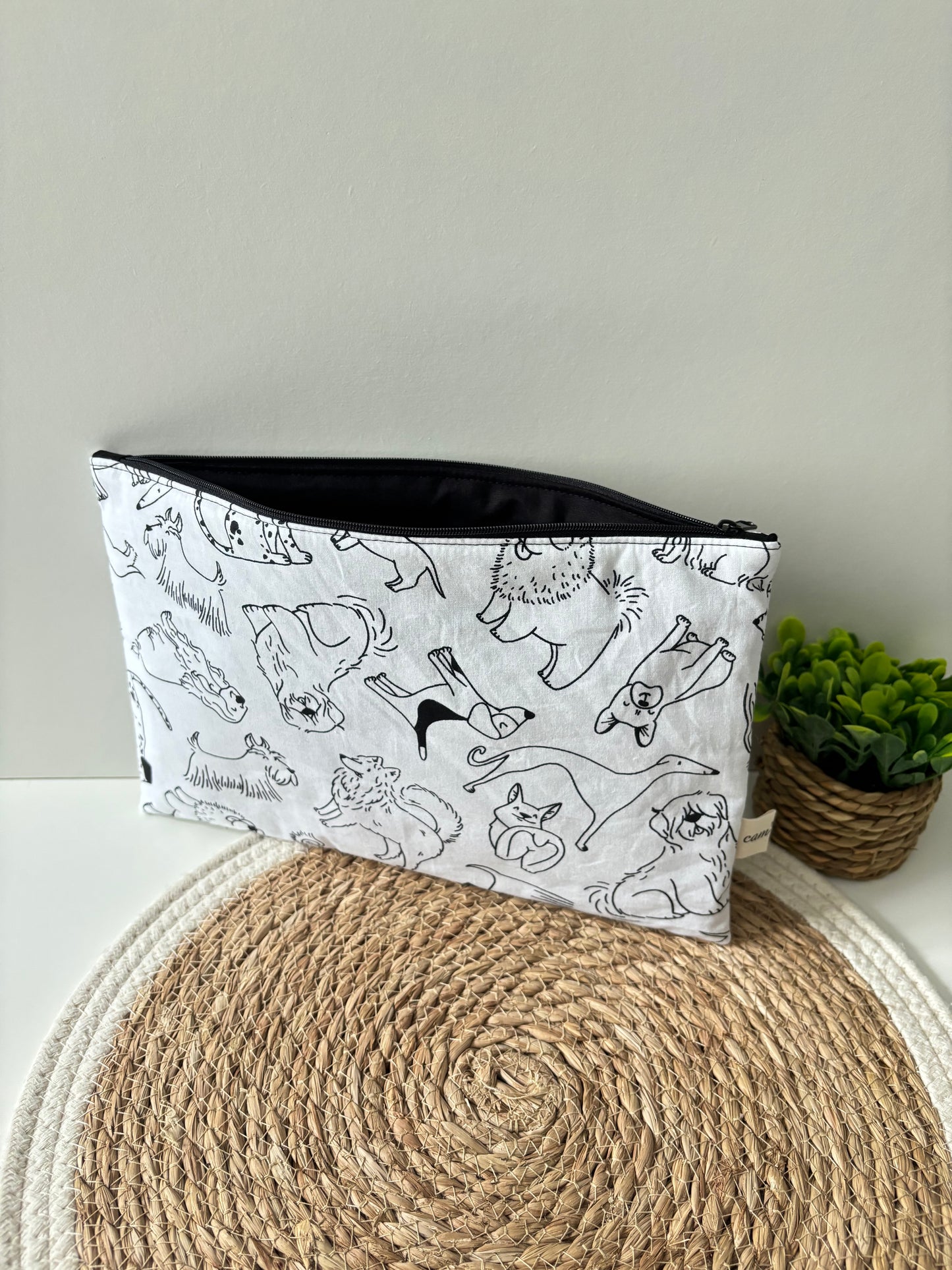 Pochette carnet de santé personnalisée motif dessins de chiens