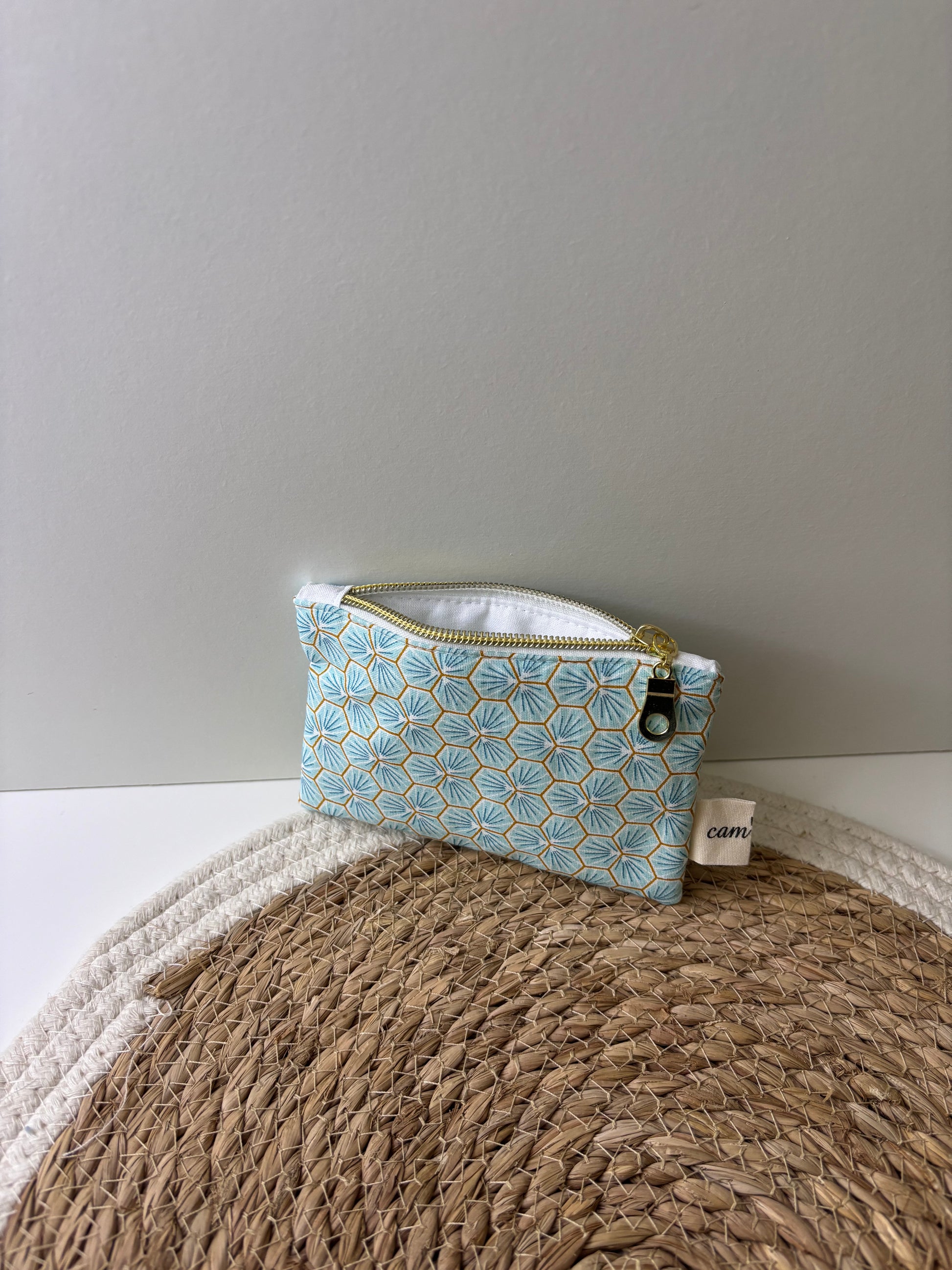 Porte-monnaie élégant et pratique, cousu main