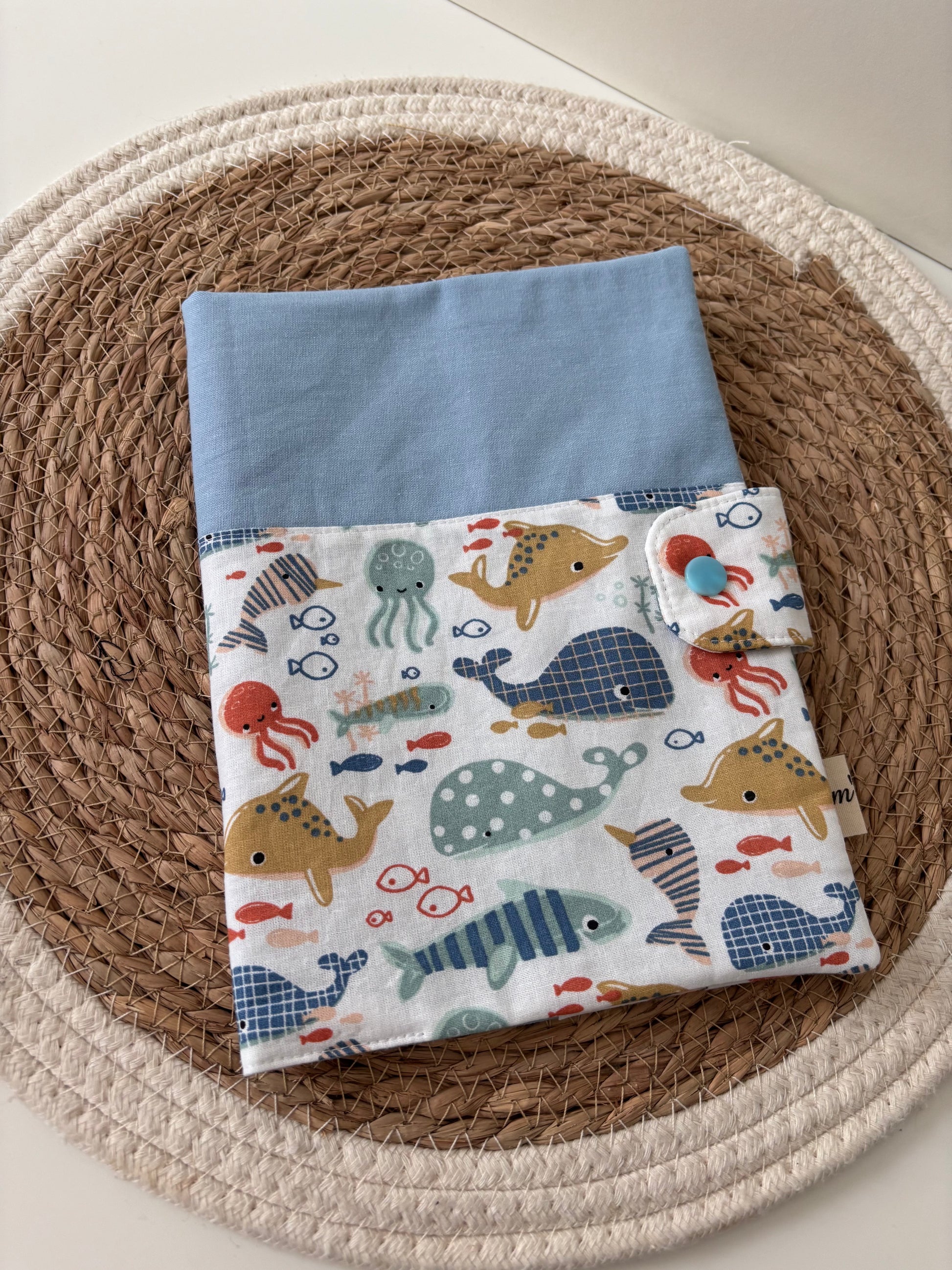 Accessoire naissance personnalisé, protège carnet de santé bébé.