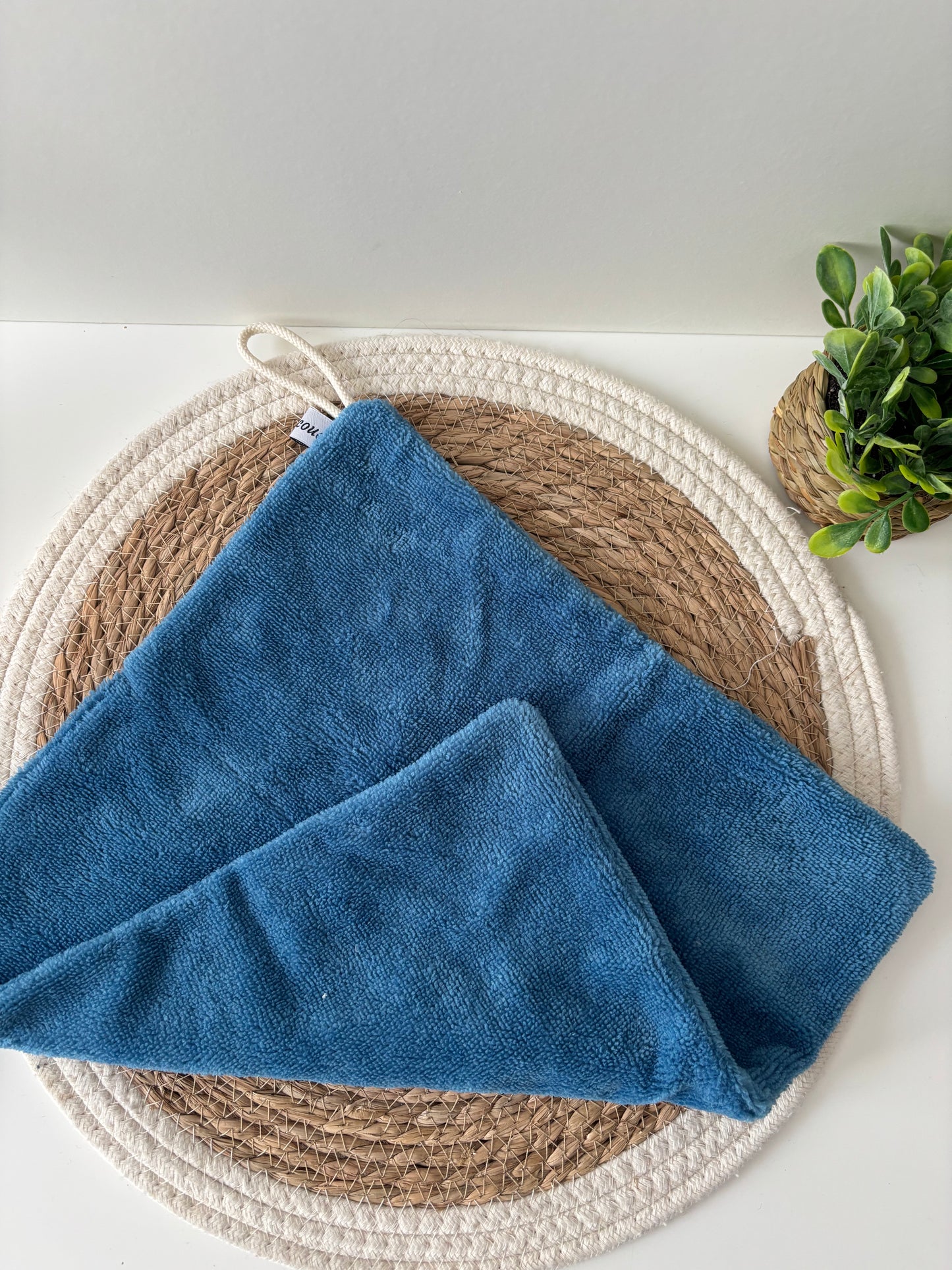 Grande serviette visage double face Cam’coud couleur bleu canard