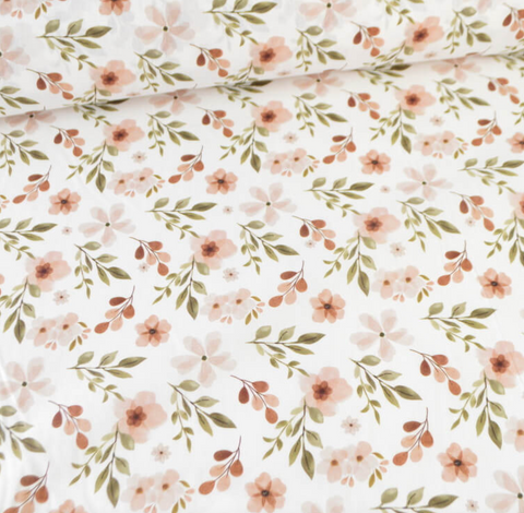 Fleurs rose fond blanc