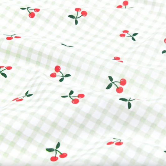Cerises fond vichy vert