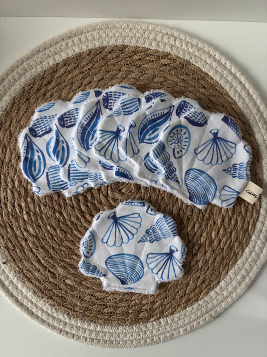 Cotons lavables en forme de coquillage, avec face coton douce et face éponge bambou absorbante
