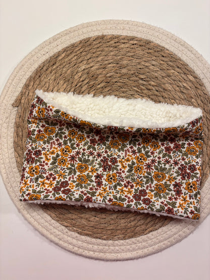 Tour de cou enfant taille unique, motif fleurs orange, face coton et face sherpa écru, confortable et chaud