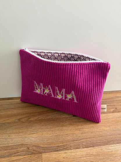 Pochette plate fuchsia en velours côtelé avec broderie fleurie MAMA