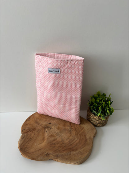 Pochette à livre motif formes géométriques roses
